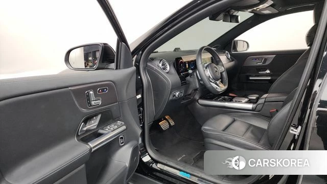 Mercedes-Benz EQA H243 id 4308644 из Кореи 38