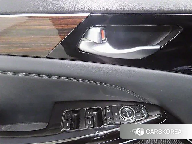 Kia Come New K7 id 3536376 из Кореи 20