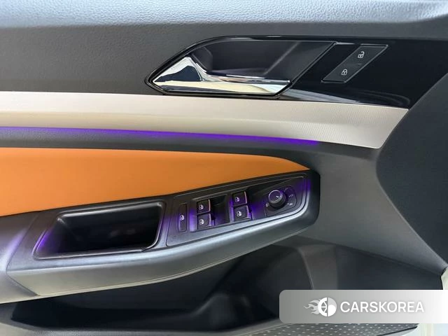 Volkswagen Bora id 4307491 из Китая 12