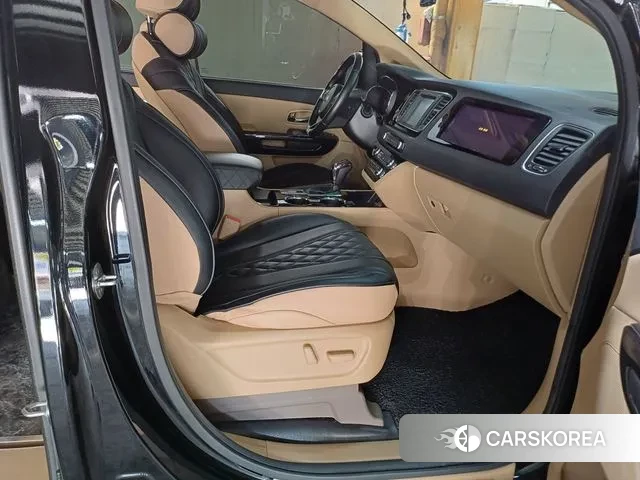 Kia The New Carnival id 3308199 из Кореи 19