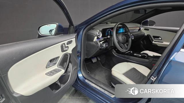 Mercedes-Benz A-Class W177 id 4402915 из Кореи 28