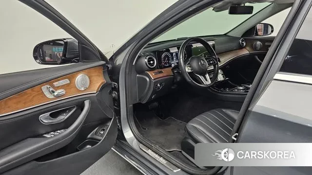 Mercedes-Benz E-Class W213 id 3499269 из Кореи 20