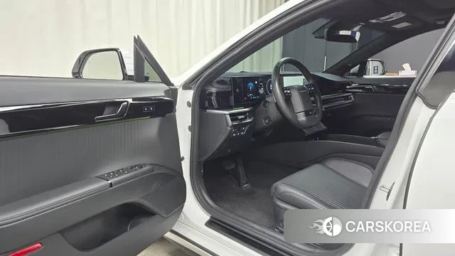 Hyundai Grandeur Hybrid (GN7) id 3684873 из Кореи 20