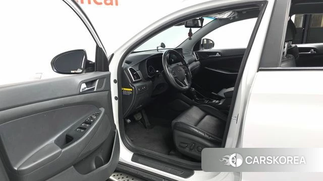 Hyundai All New Tucson id 4384725 из Кореи 20
