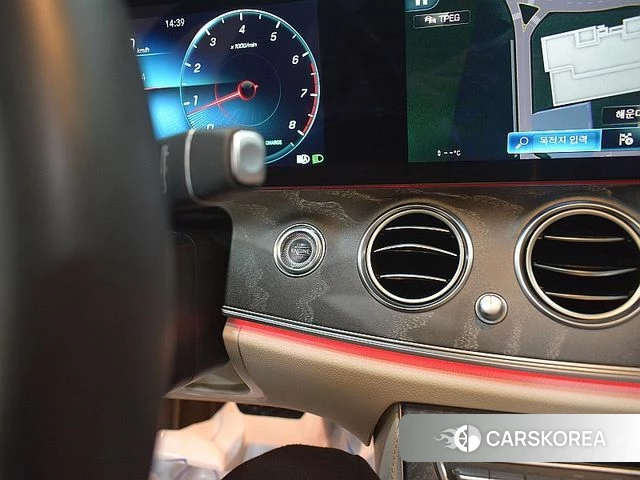 Mercedes-Benz E-Class W213 id 4428311 из Кореи 20