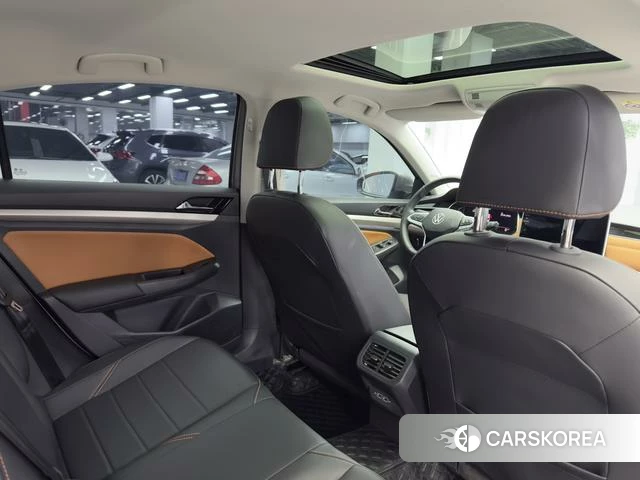 Volkswagen Bora id 4263109 из Китая 22