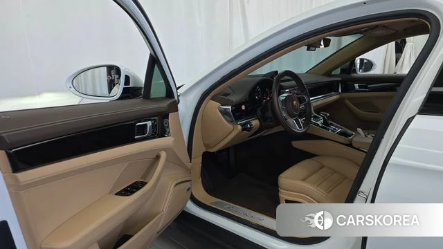 Porsche Panamera (971) id 4497032 из Кореи 31