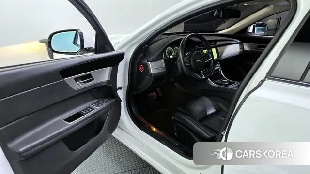 Jaguar XF (X260) id 3494849 из Кореи 20