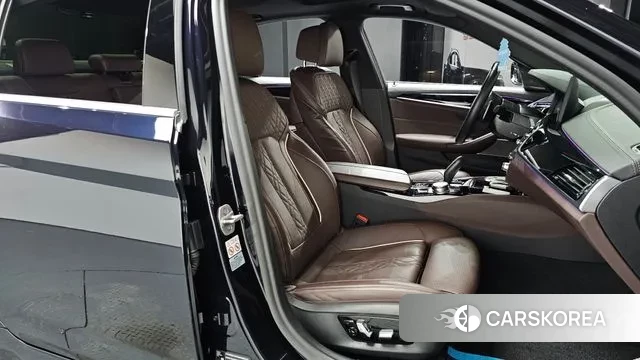 BMW 5 Series (G30) id 3059362 из Кореи 20