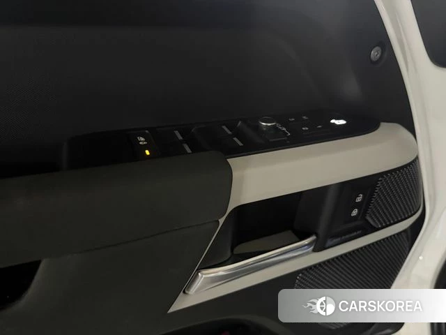 Land Rover Defender (L663) id 4593089 из Кореи 19