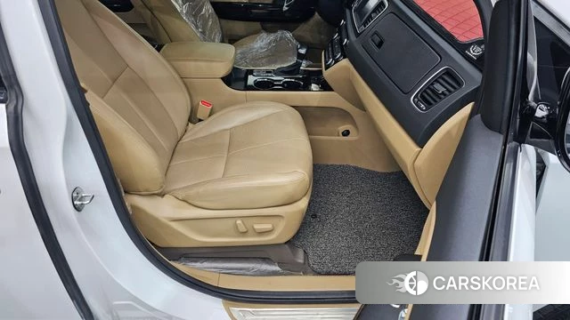 Kia The New Carnival id 3834751 из Кореи 20