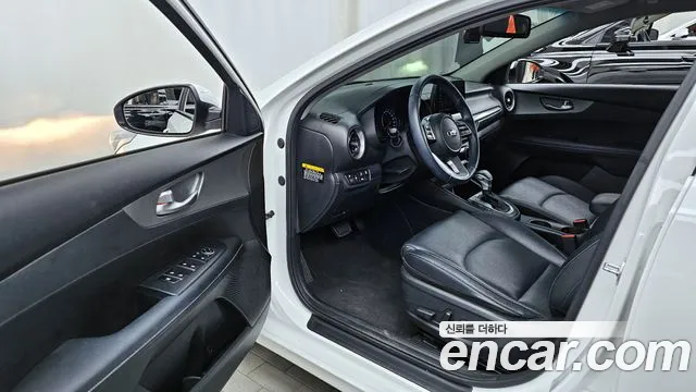 Kia Come New K3 id 2854683 из Кореи 20