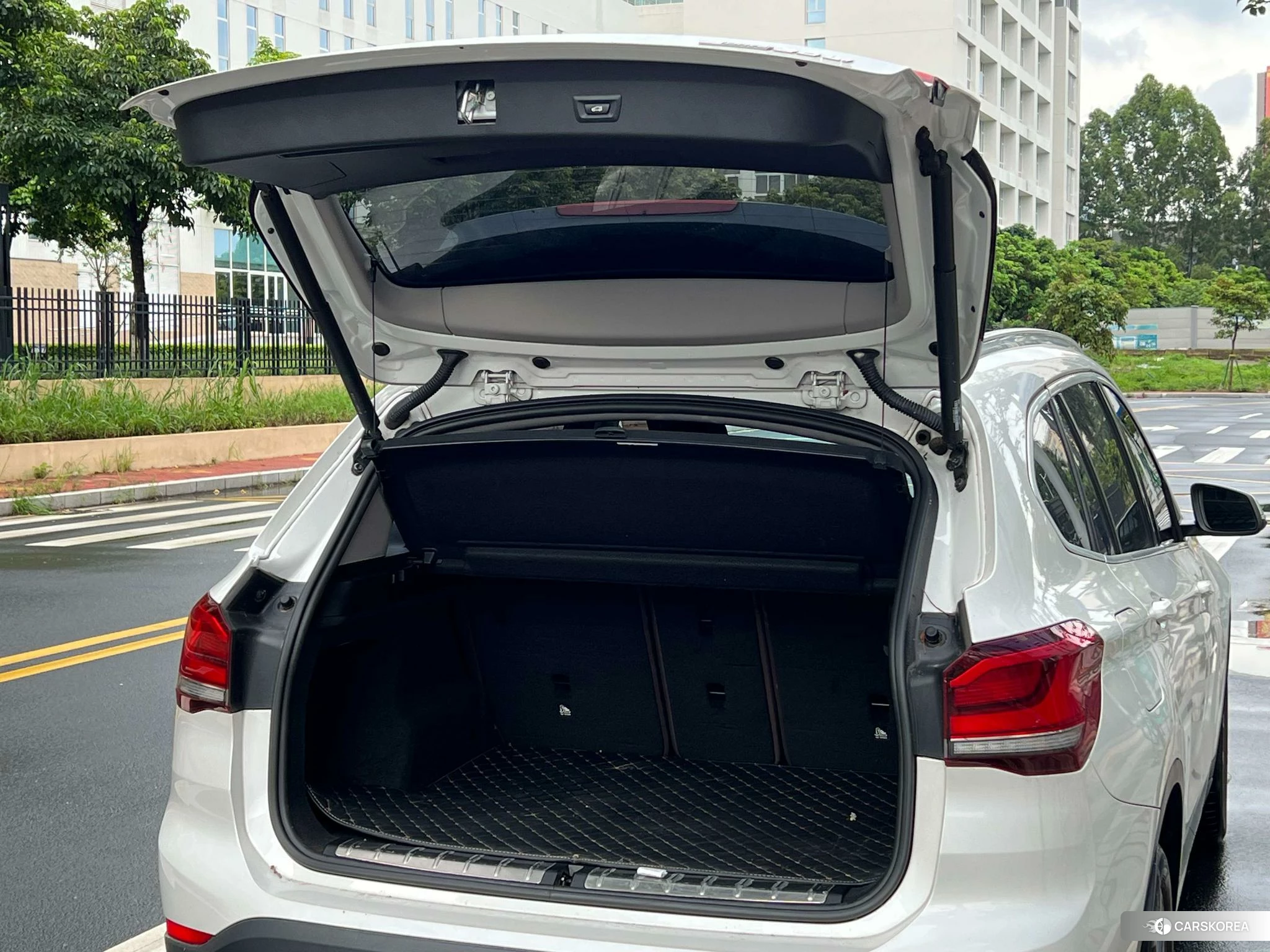 BMW X1 id 4479672 из Китая 29