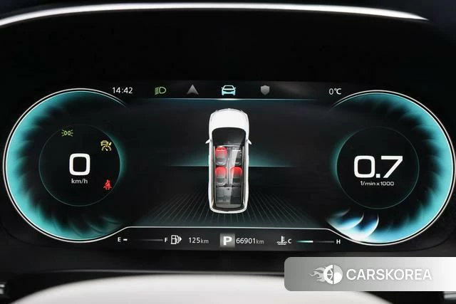 Roewe iMAX8 id 4208388 из Китая 21