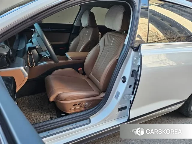 Hyundai Grandeur Hybrid (GN7) id 3565982 из Кореи 20