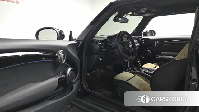 Mini Cooper Electric id 4744694 из Кореи 20