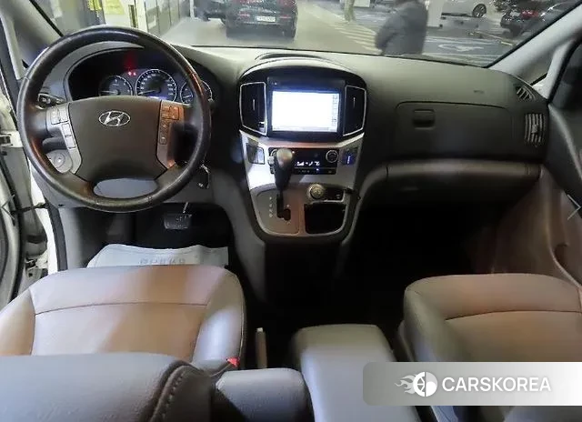 Hyundai The New Grand Starex id 3484876 из Кореи 19