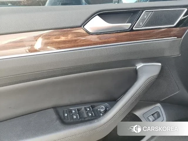 Volkswagen Passat GT (B8) id 3748522 из Кореи 12