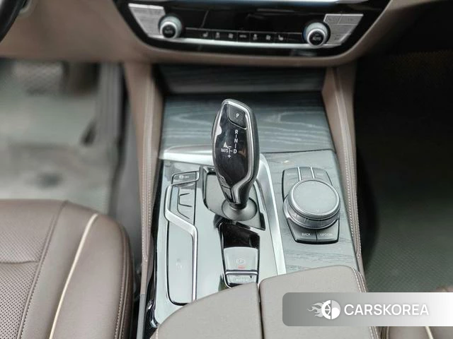 BMW 5 series id 4279220 из Китая 18