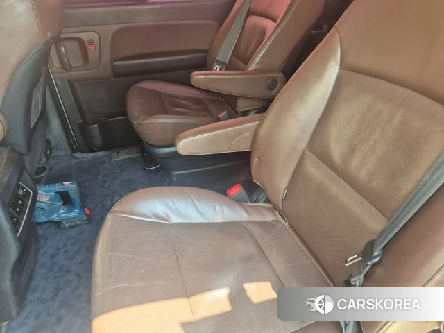 Hyundai The New Grand Starex id 4298861 из Кореи 13