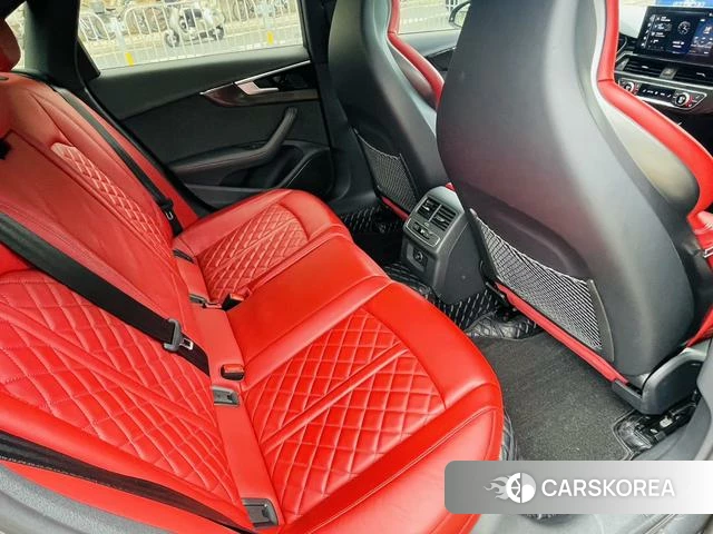 Audi S4 id 4260084 из Китая 15