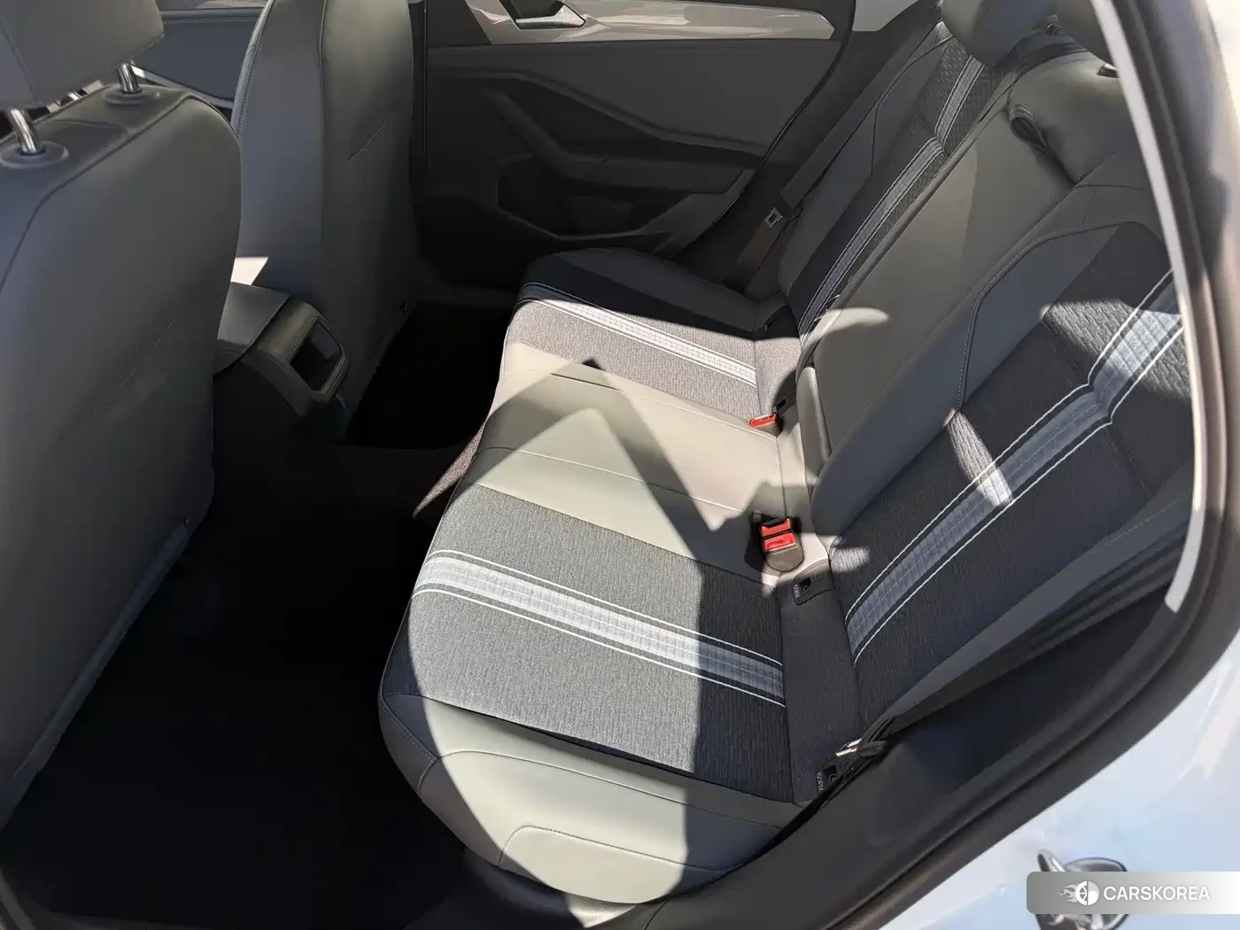 Volkswagen Sagitar id 4559719 из Китая 12