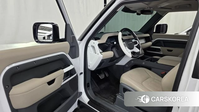 Land Rover Defender (L663) id 4195721 из Кореи 35