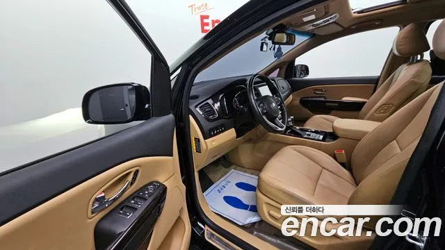 Kia The New Carnival id 2711148 из Кореи 20