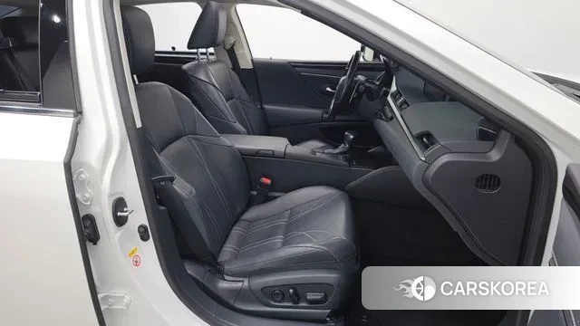 Lexus ES300h 7th generation id 3754270 из Кореи 20