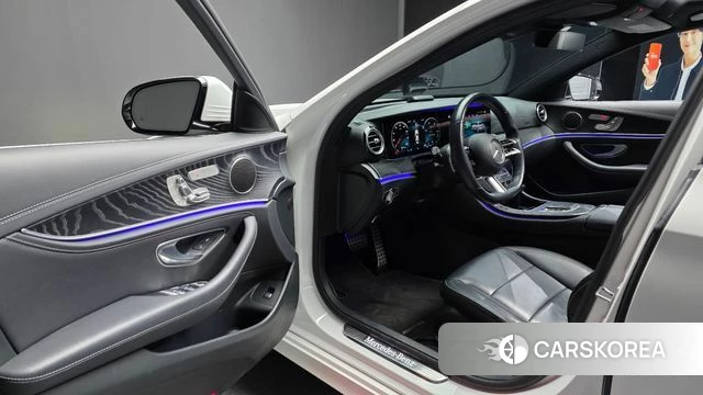 Mercedes-Benz E-Class W213 id 4268332 из Кореи 20