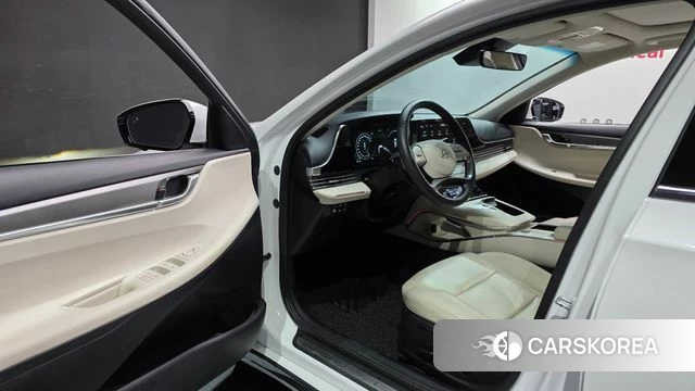 Hyundai The New Grandeur IG Hybrid id 4428795 из Кореи 20