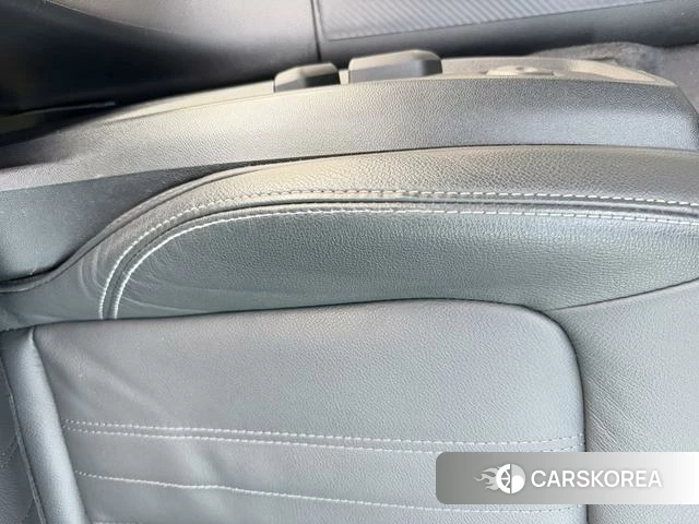 Audi Q5L id 4228470 из Китая 24