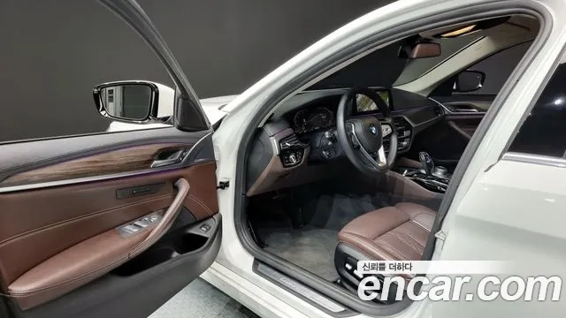 BMW 5 Series (G30) id 2860094 из Кореи 20