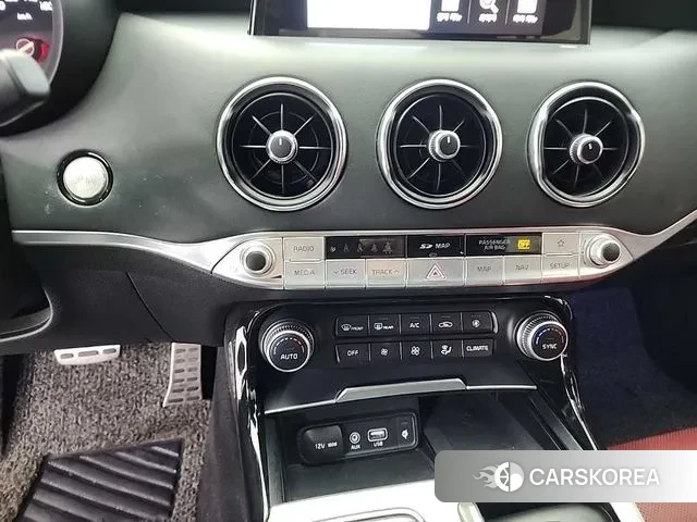 Kia Stinger id 3318895 из Кореи 19