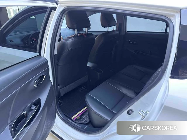 Toyota YARIS L Zhixuan id 4257993 из Китая 20