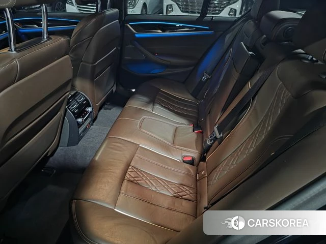BMW 5 Series (G30) id 4409887 из Кореи 20