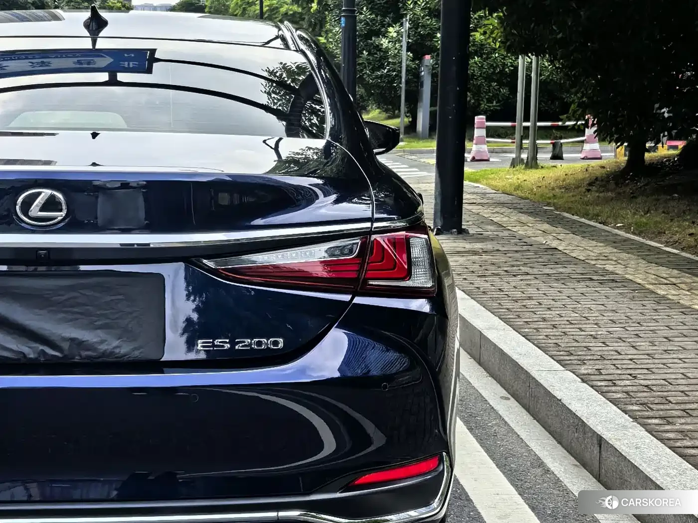 Lexus ES id 4634817 из Китая 16