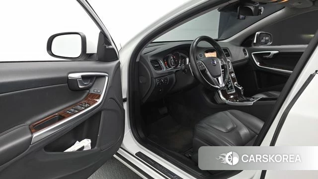Volvo S60 id 4496971 из Кореи 34