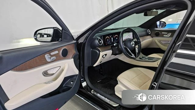 Mercedes-Benz E-Class W213 id 4401814 из Кореи 33