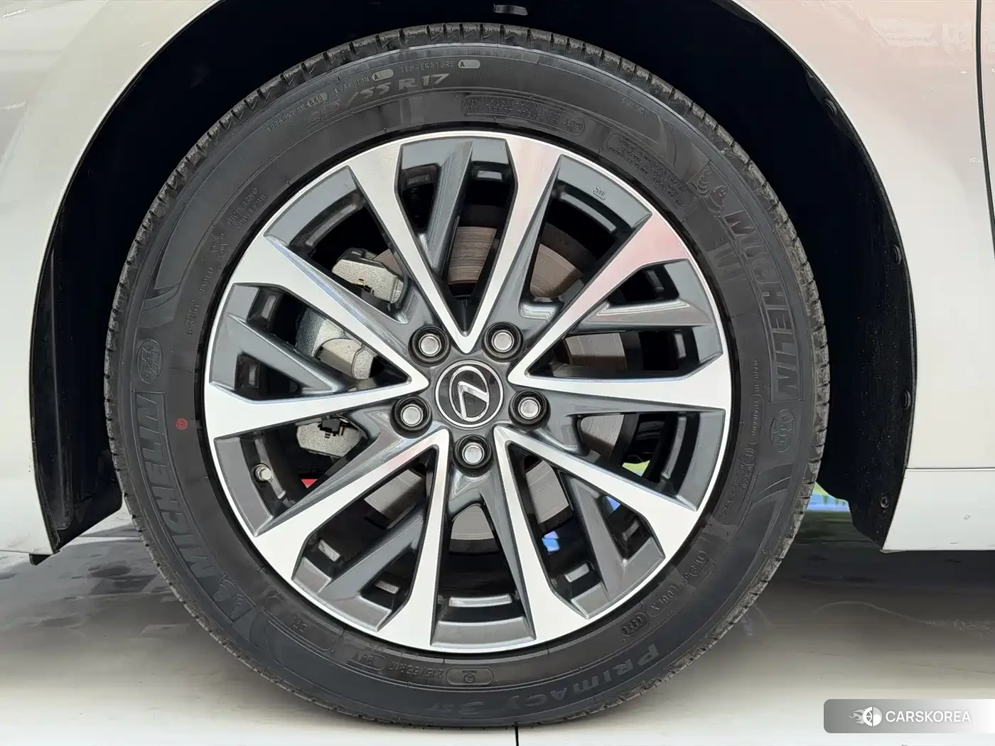 Lexus ES id 4680841 из Китая 21