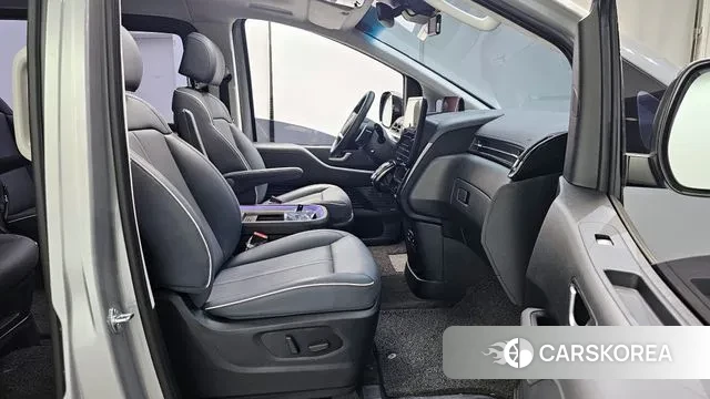 Hyundai Staria id 3679470 из Кореи 20