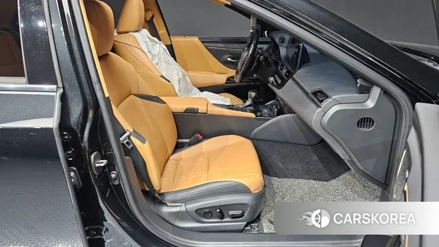 Lexus ES300h 7th generation id 3378435 из Кореи 19