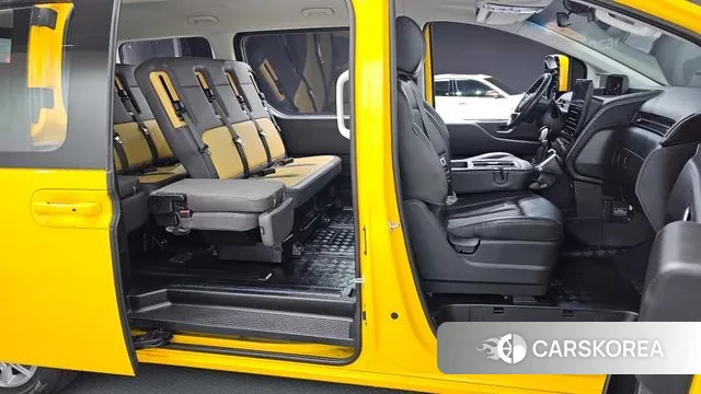 Hyundai Staria id 2372443 из Кореи 20