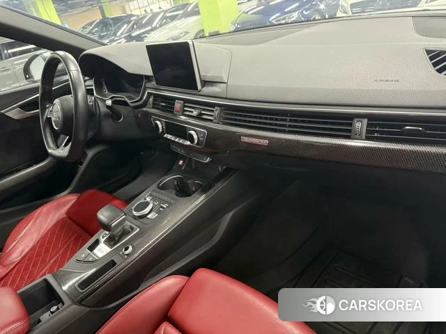 Audi S4 id 4238463 из Китая 18