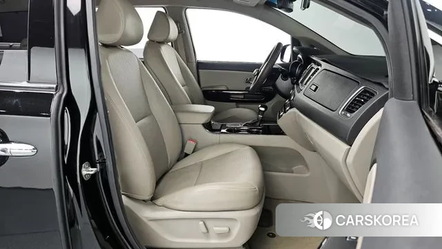 Kia The New Carnival id 3284688 из Кореи 20