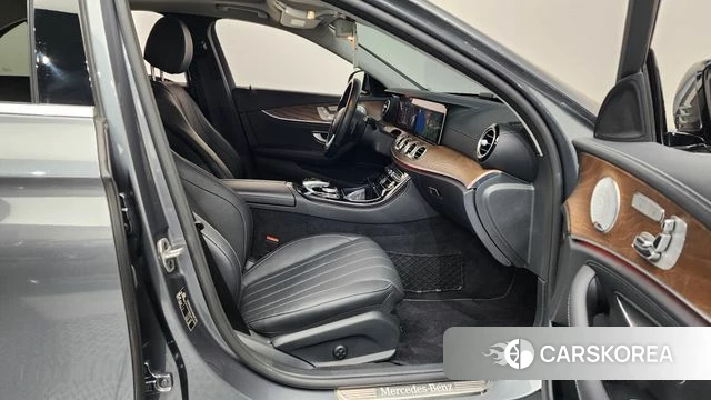 Mercedes-Benz E-Class W213 id 3860948 из Кореи 20