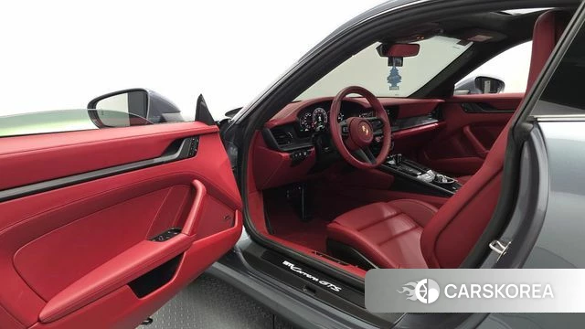 Porsche 911(992) id 4479936 из Кореи 32