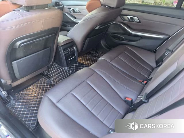 BMW 3 series id 4300952 из Китая 10