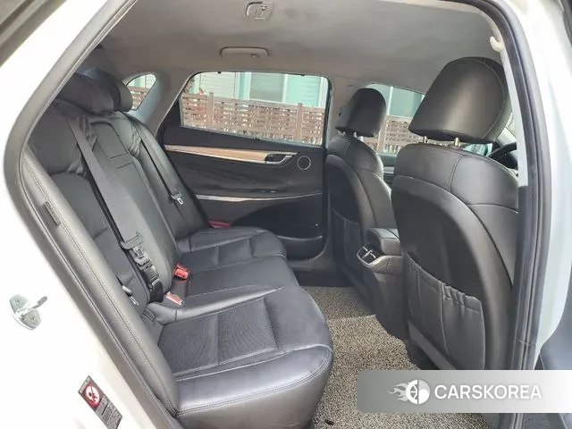 Hyundai The New Grandeur IG Hybrid id 3401796 из Кореи 19