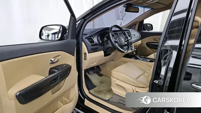 Kia The New Carnival id 3728262 из Кореи 20